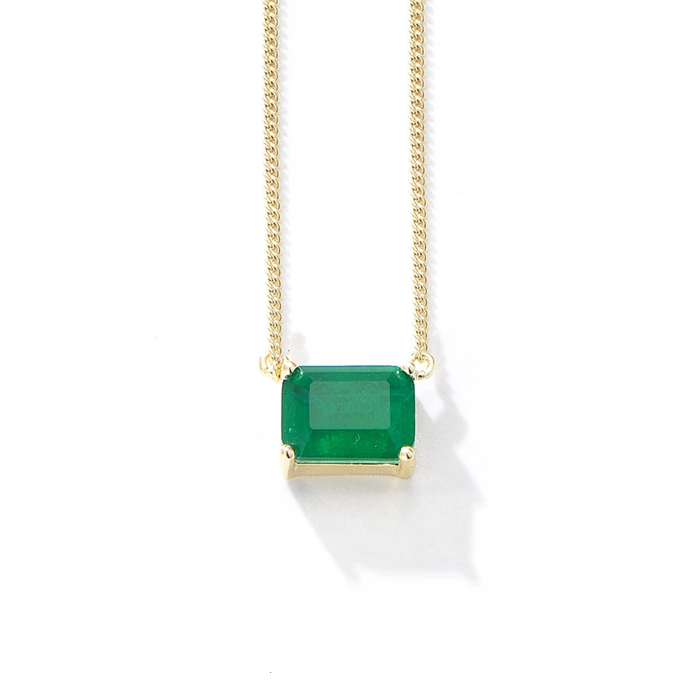 Clavicle Chain Charm Emerald Necklace Classic Gemstone Single Zircon Necklace Jewelry S925 Silver Womens 260303