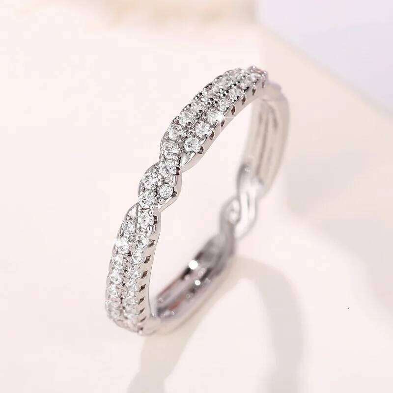 Huitan Dainty Thin for Women with Dazzling Cubic Zirconia Fashion Versatile Girls Rings Minimalist Gift Statement Jewelry H260312