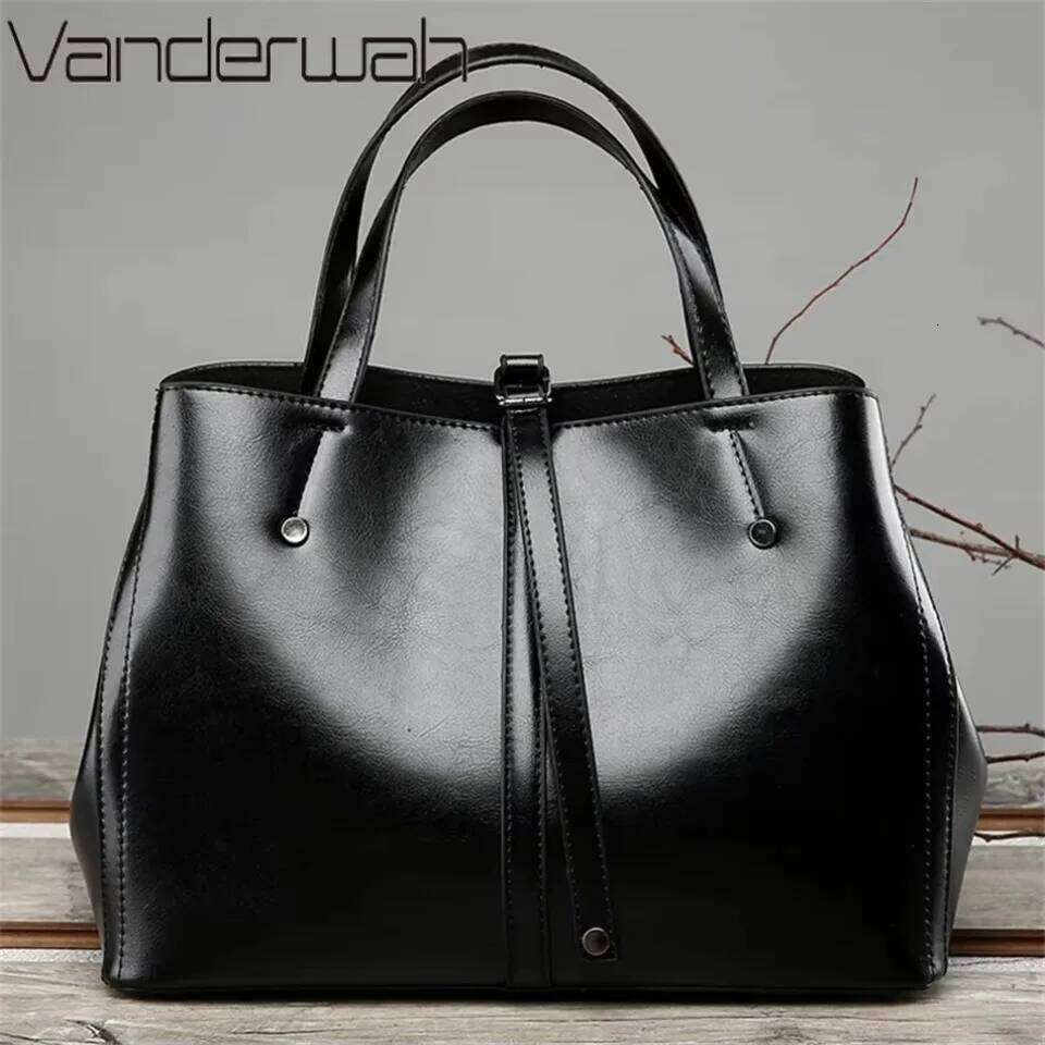Patent Leather Handbags And Purses For Women 2024 Trendy High Quality Female Designer Shoulder Crossbody Bag Retro Casual Totes