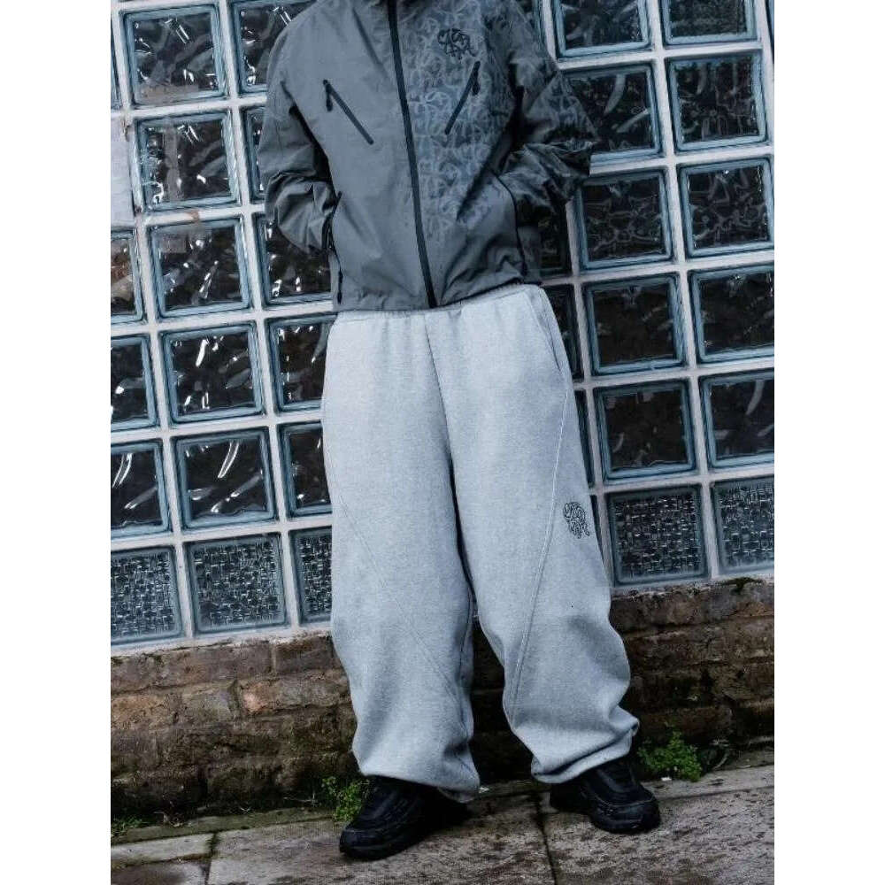 Men's Pants 2026 New Model Vintage Gray Sweatpants Baggy Hip Hop Embroidery Joggers Wide Leg Sports Casual Trousers Streetwear Free shipping Men&