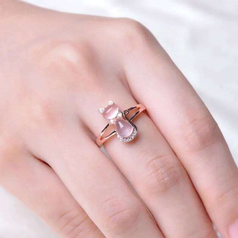 Huitan Rose Gold Color Cat Rings for Women Cute Girls Gift Exquisite Finger Accessories Party Daily Wearable Statement Jewelry H260312