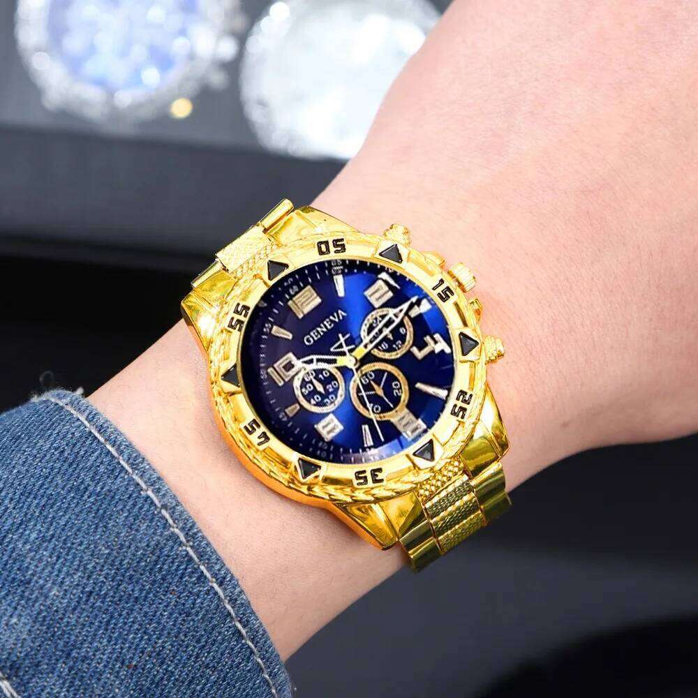 4pcs/set Deluxe Men's Quartz Set Casual Round Dial Alloy Case and Bracelet Electronic Movement Fashionable Business Watch