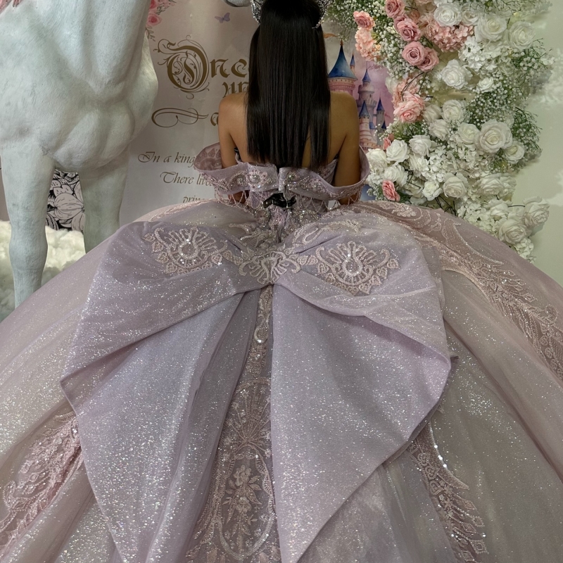 Light Pink Shiny Ball Gown Quinceanera Dresses 2026 Applique Lace Beading Crystal Tull Bow Corset Off Shoulder Sweet 16 Dress Years Vestidos De 15 Ano