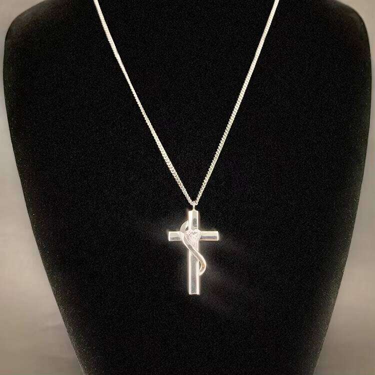 Rhodium Plated Heart Cut Sier Christian Jesus Chain Moissanite Cross Pendant Necklace