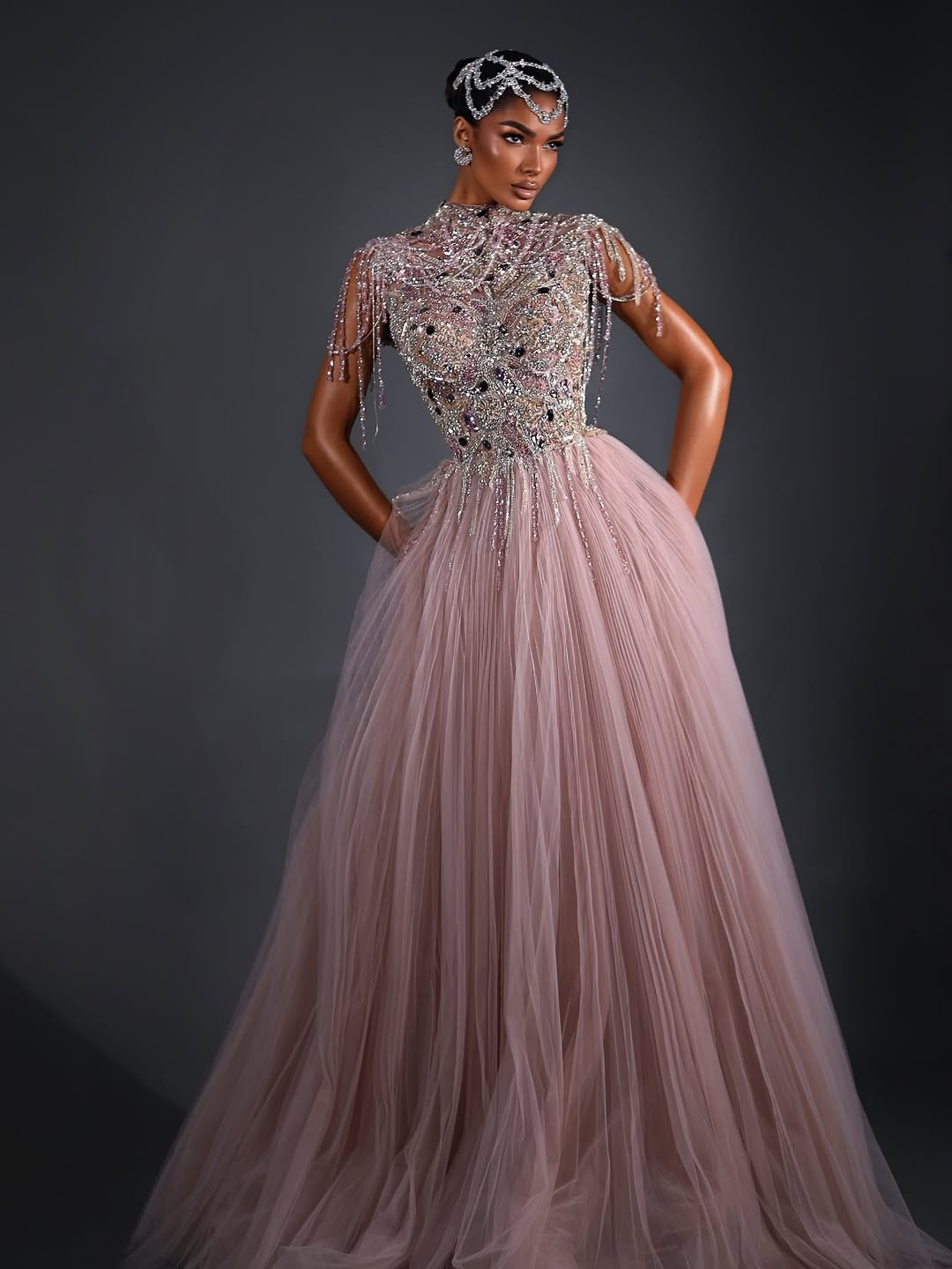Sparkly Evening Dresses For Women Jewel Neck Sleeveless Wrap Gown Crystal Beading Appliques Floor Length Dress Party Customized Dress