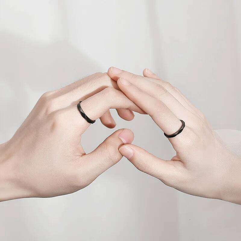 Fashion Black White Ring Geometric Irregularities Smooth Couple Adjustable Rings Simplicity Student Party Jewelry W260311