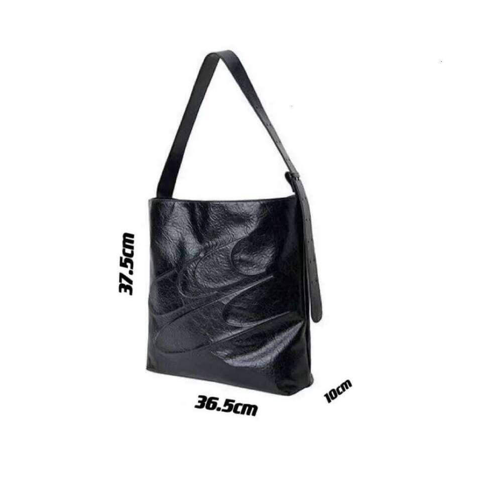 Black Minimalist Oil Wax Tote Large Capacity PU Handbag Pad Clothing Storage Stylish Cool Men Women Street Shoulder Bag