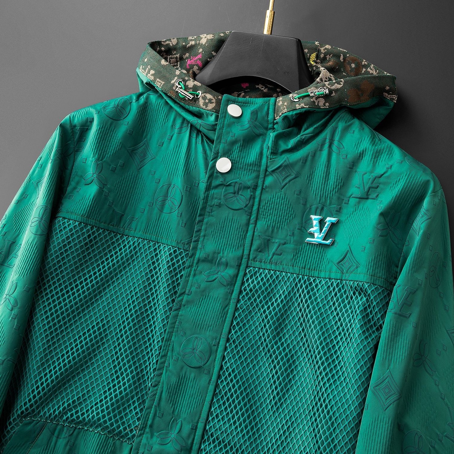 Luma hop 2025 Spring and Autumn Jacquard Hollow Badge Hooded Fashion Slim Fit Top Trendy Brand Letter Jacket Coat