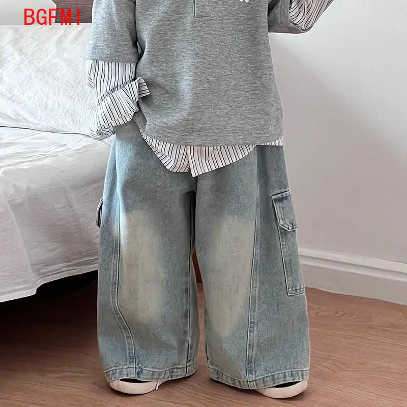 Korean Childrens Jeans Loose Straight Pants Wide Leg Cargo for Boys Girls Spring Autumn Kids Denim Pocket Trousers 260311
