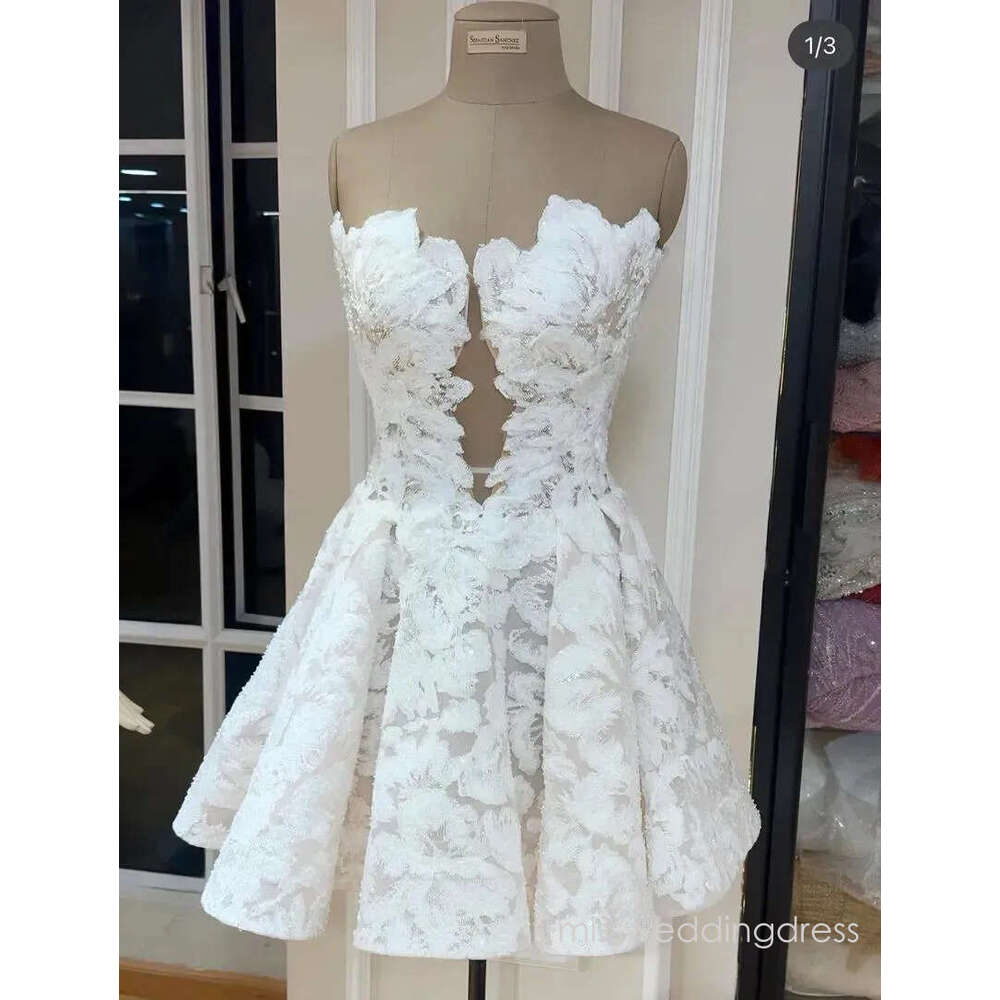 Lovely White Short Homecoming Dresses A Line Sweetheart Lace Backless Ruffles Mini Evening Prom Cocktail Club Gowns Bride Summer Dress J30