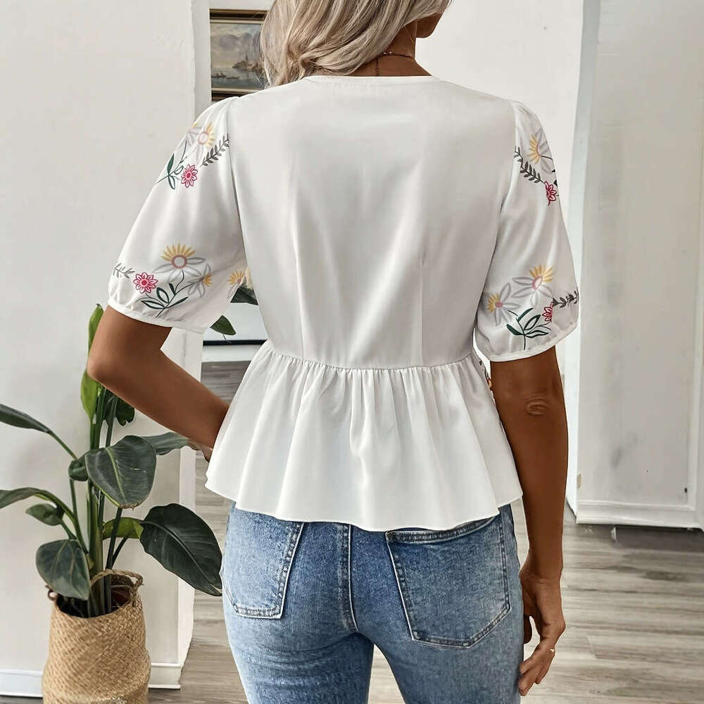 2025 New Fashion Women's Printed V-Neck Tie-Front Short Shirt, Summer Ruffle Blouse Asia Size
