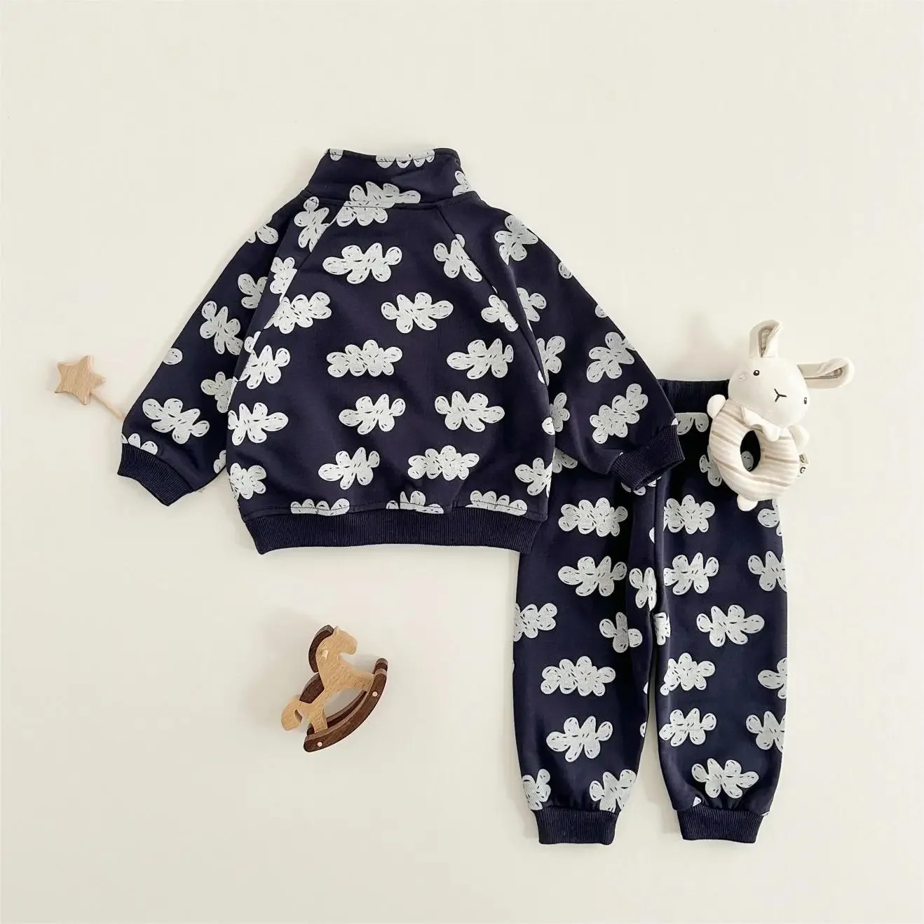 Autumn Baby Clothes Sets Boys Girls Sweatshirts Long Sleeve Pullover Sweatpants Suit Kids Outfit 2Pcs Children 260311