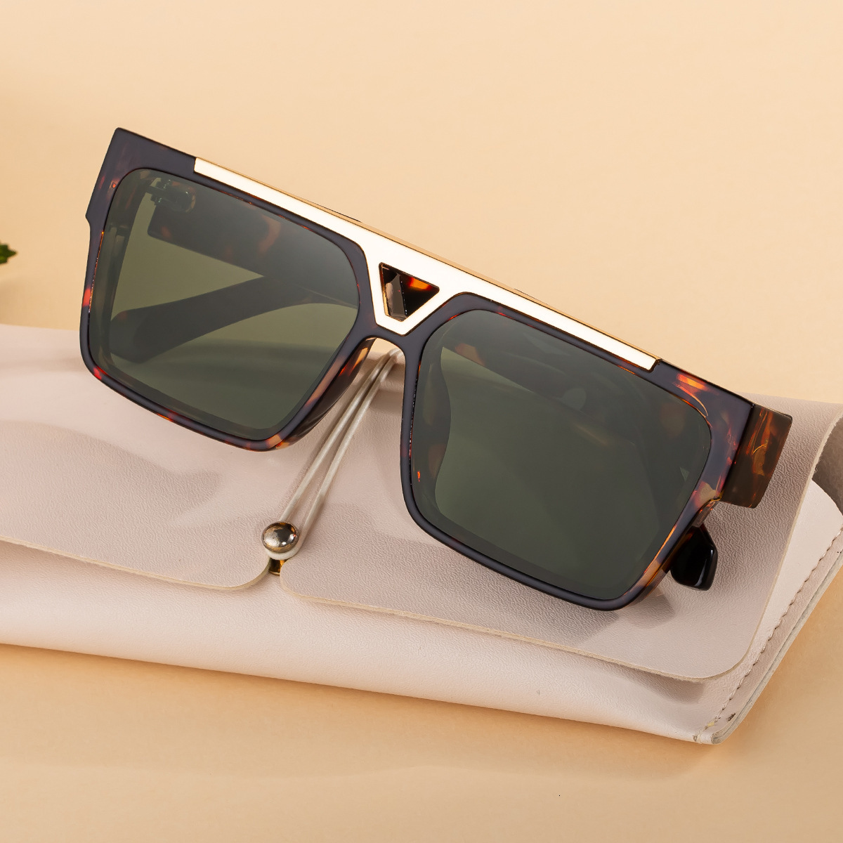 2026 New Fashion Square Frame Polarized Retro Double Bridge High-end Sun Protection Sunglasses for Men