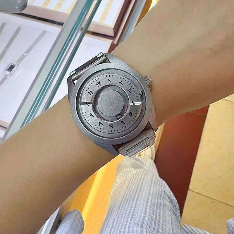 Personalized creative cool magnetic ball suspension man Arabic circular dial quartz watches relojes para hombre