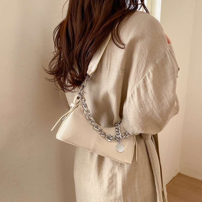 High quality women's luxury handbag, fashionable and simple crescent bag, spring new multifunctional shoulder bag, designer bag