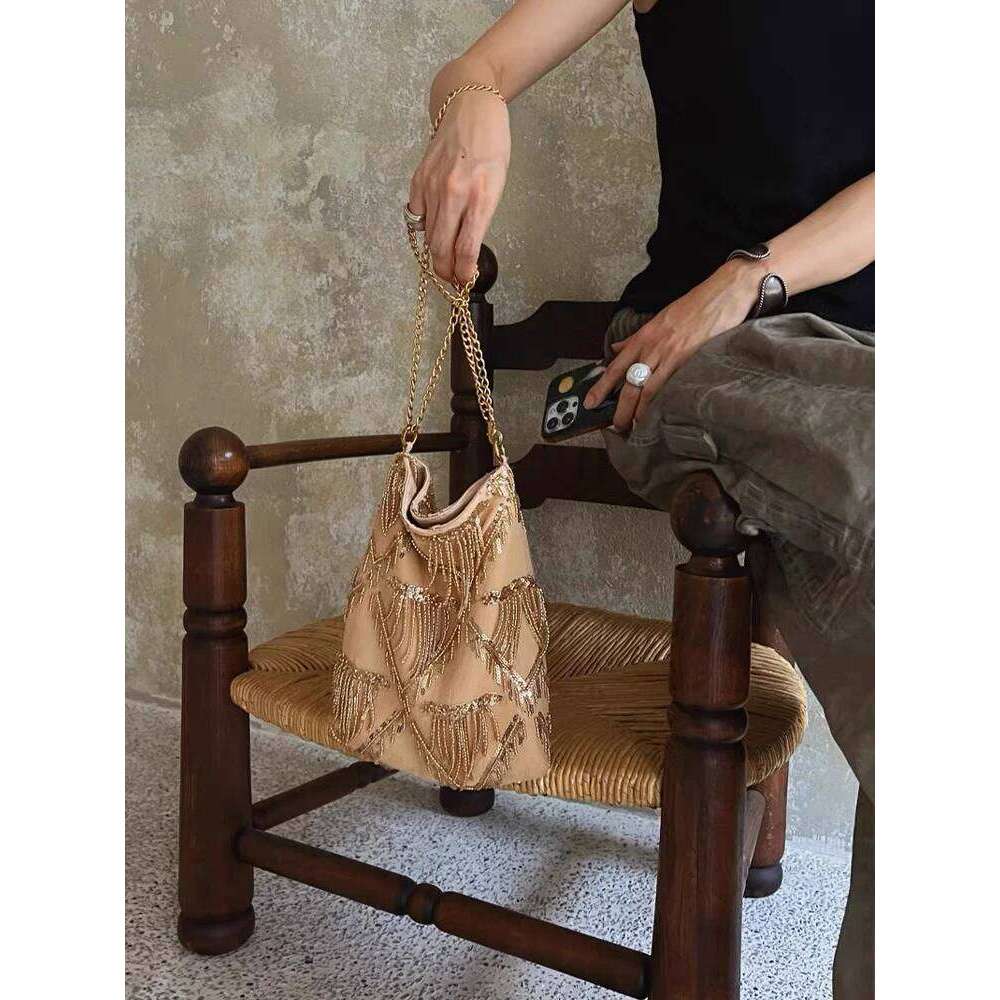 Fashion Dinner Women's 2025 Spring New Sequined Fringed Portable Shoulder Versatile Elegant Messenger Bag