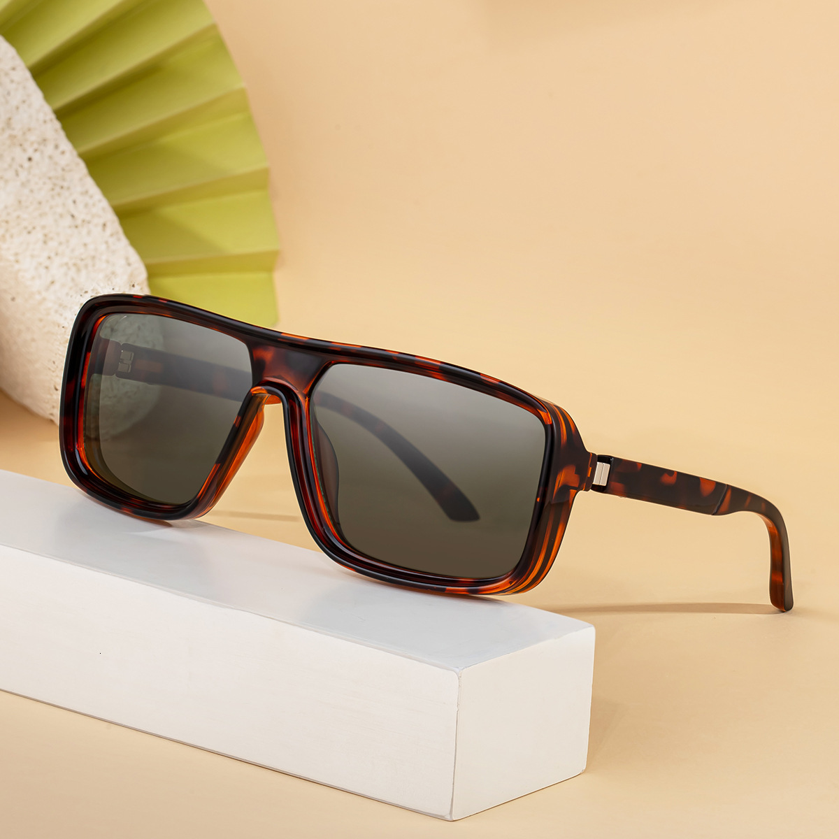 2026 New Fashion Square Frame Polarized Personalized Trendy High-End Sun Protection Sunglasses for Men,