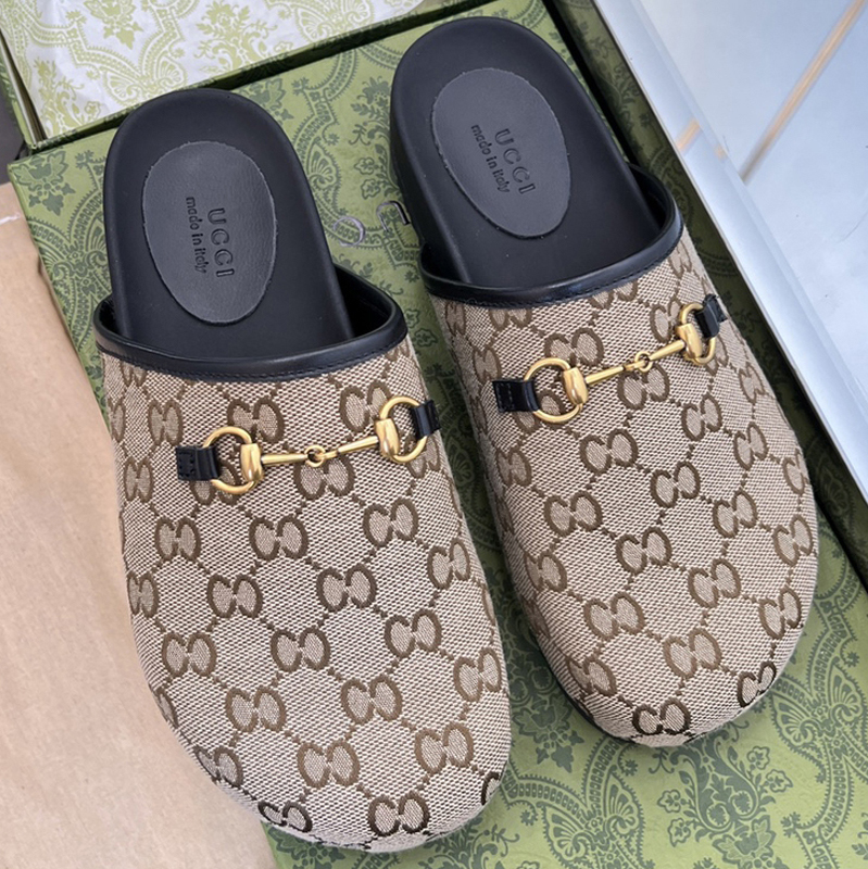 New Famous Designer Sandals Baotou Slippers Boken Half Slippers Cowhide Suede Horse Buckle Women's Barefoot Slippers High Quality Sliders Rubber sole Classic Shoes