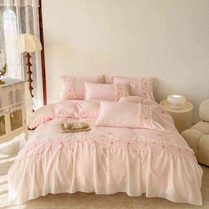 Korean Princess Style Lace Ruffles Rose Embroidery Wedding Bedding Duvet Cover Set Flat/Fitted Bed Sheet Pillowcases 4Pcs H260312