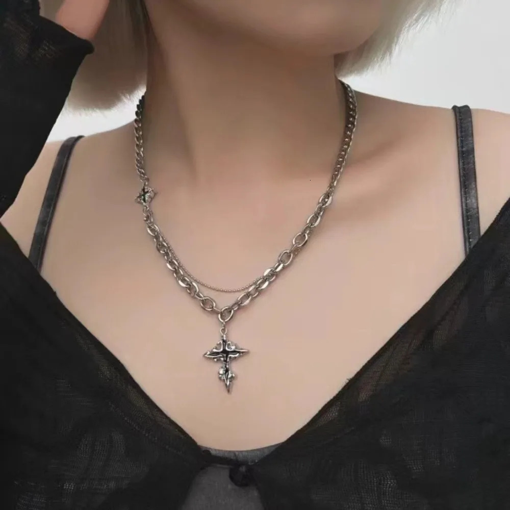 Hiphop Punk Long Cross Necklaces for Women Men Punk Double Layer Splicing Chain Necklace Charm Trend Neck Jewelry Halloween Gift 260311