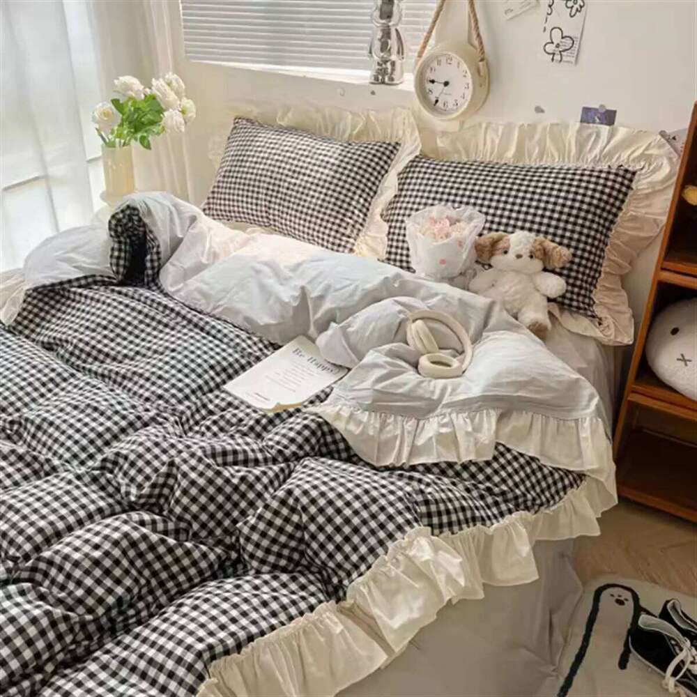 Ins Princess Style Bedding Sets Ruffle Lace Bow Quilt Romantic Bedclothes Decor Woman Girls Bedroom Duvet Cover 4pcs H260312
