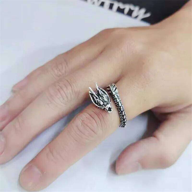 New Retro Thai Jewelry Domineering Dragon 925 Sterling Silver Personality Zodiac Creative Popular Opening Rings R239 H260312