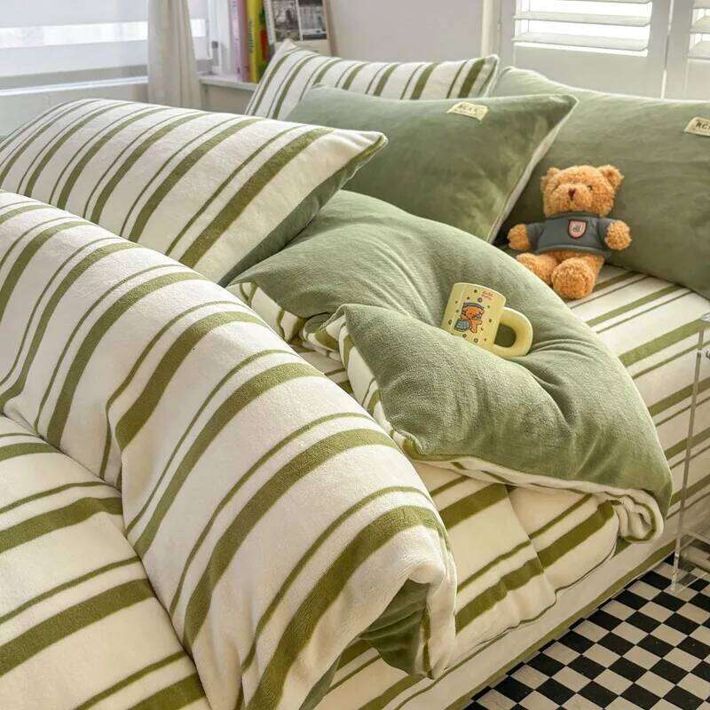 2025 new winter milk four-piece set thickened coral fleece bed sheet quilt cover three-piece bedding H260312