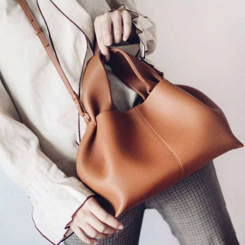 Cloud Genuine Leather Light Luxury French Dumpling European And American Retro High End Handbag Women S Crossbody Bag TIANOUDAISHU