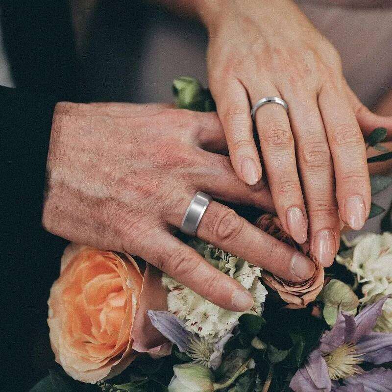 Tigrade 4/6/8mm Tungsten Carbide Engagement Ring Brushed Grey Silver Color Wedding Band For Men Women Couple Rings Comfort H260312