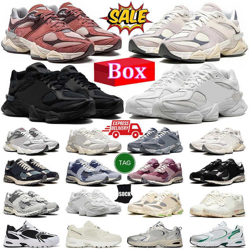 Designer for men women daily outfit running shoes leather mesh Triple Black White Grey Blue Pink Green mens trainers outdoor sneakers size 36-45