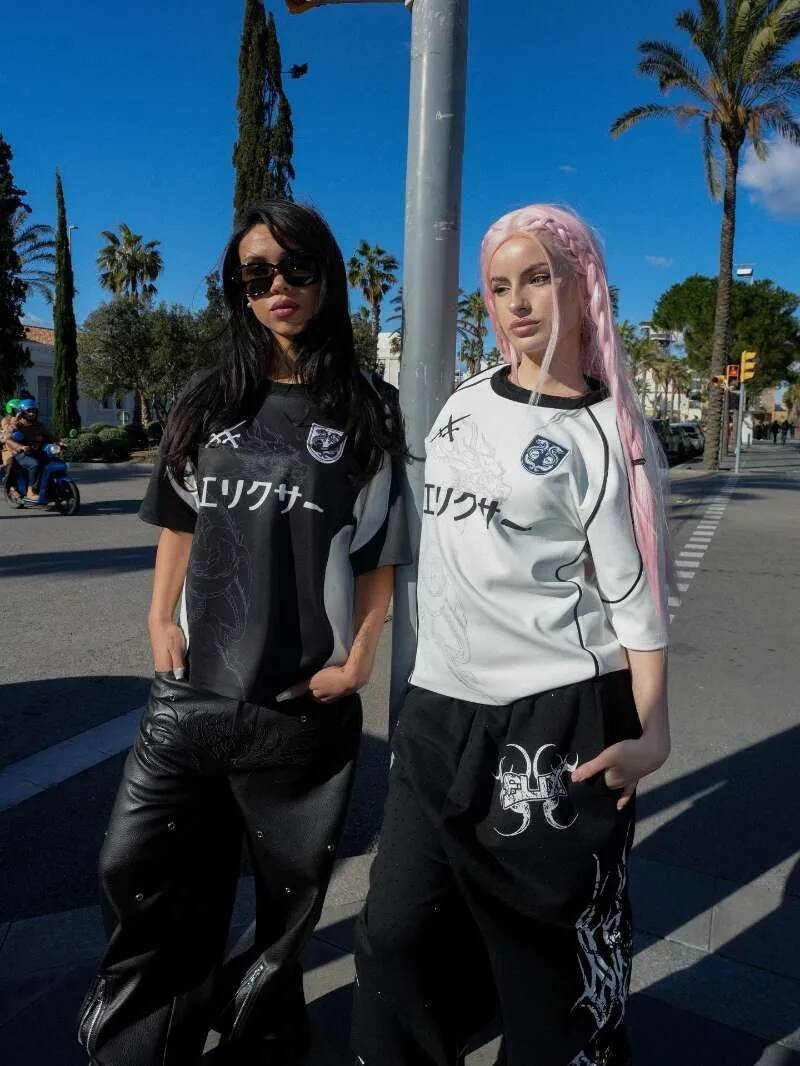 Fashionable Gothic mechanical style embroidered letter pattern oversized T-shirt women's Y2K retro Harajuku loose short sleeved ddmythur