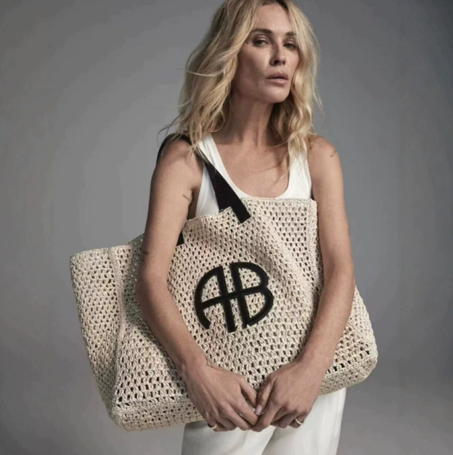 2026 Designer Bag Fashion Raffias Straw Shoulder Bags Luxury Handbags Womens Large Capacity Beach Bag Luxuries Top Quality Genuine Leather Tote With Metal Letter