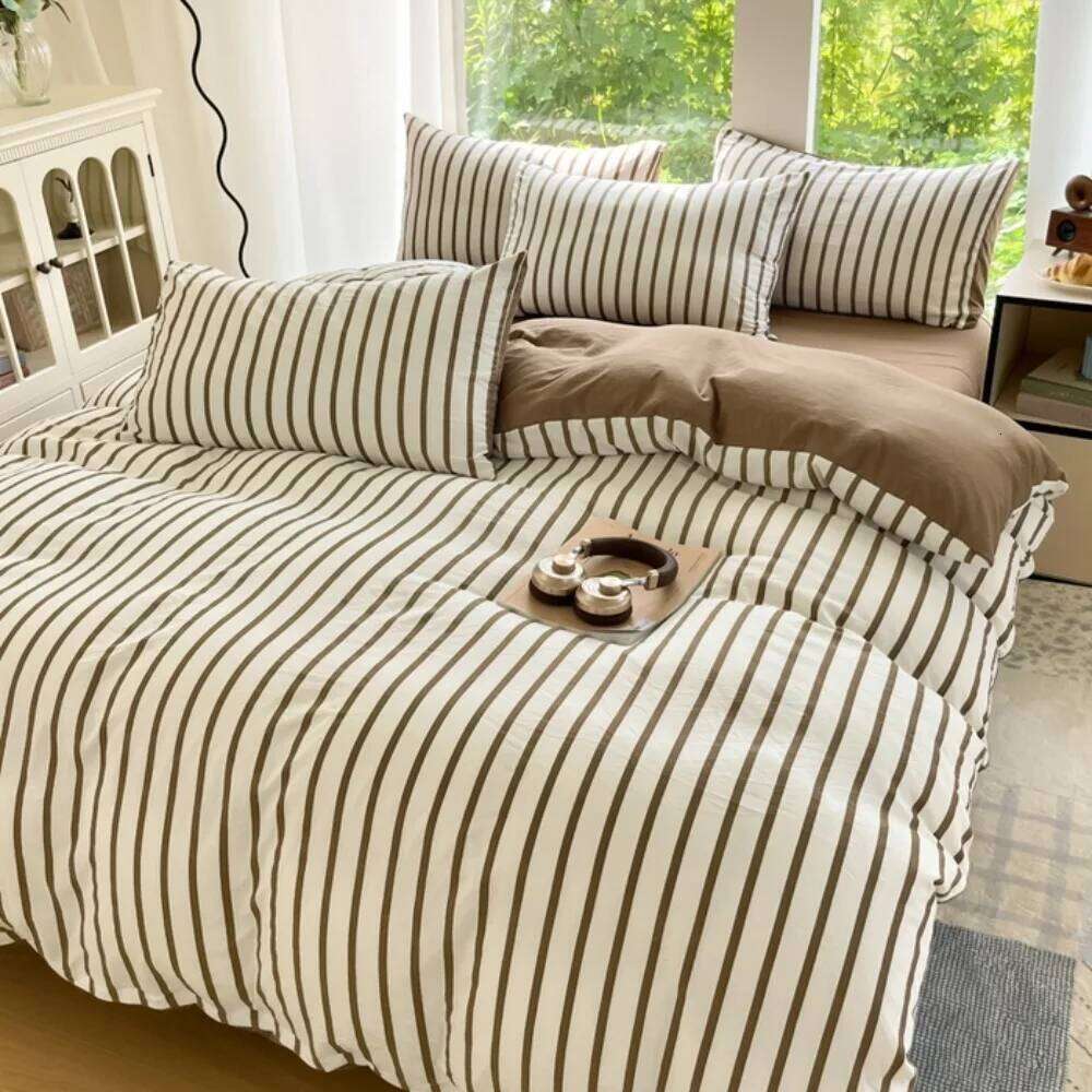 Striped Bedding Korean Style Duvet Cover Flat Sheets Single Twin Double Size Bed Linen Set All Season Birthday Gift H260312