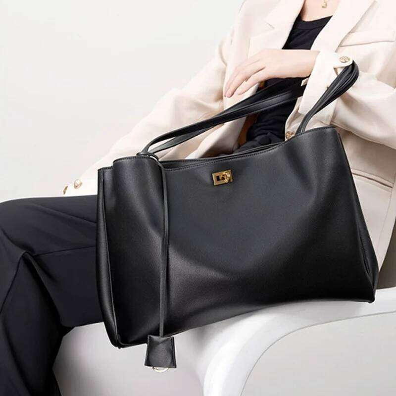 Women's Shoulder Luxury Genuine Leather Large-Capacity Wings Handbag, Casual Party Travel Y2k Purses Retro Tote Bag