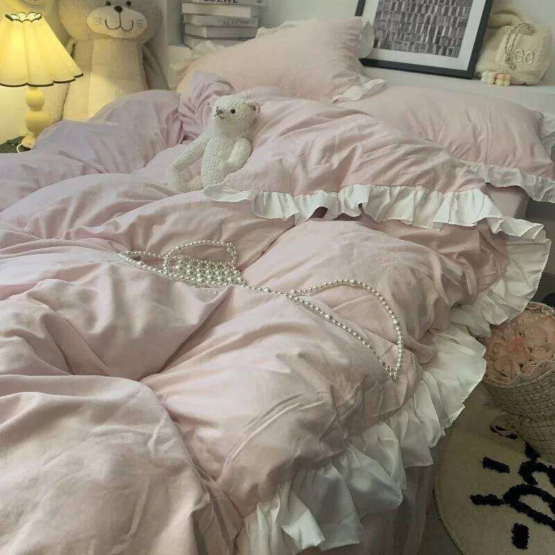 Blue Four-piece Celebrity Princess Ruffled Quilt Cover Bed Skirt Style Solid Color Three-piece Bedding Set H260312
