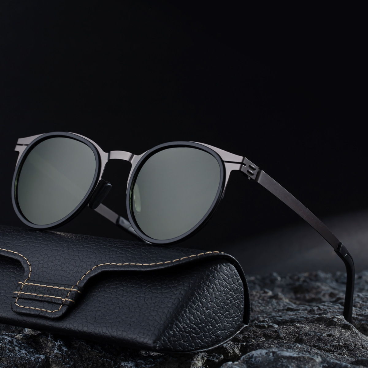 2026 New Oval Polarized Metal Retro Trendy Outdoor Sunglasses for Men,