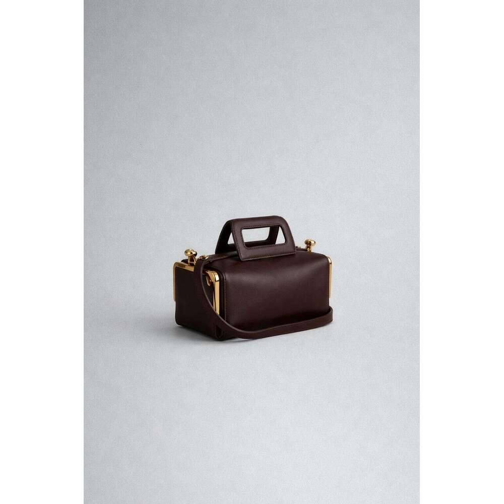 Women 2026 Design Black Leather Shoulder Fashionable Zipper Crossbody Bag Light Luxury Vintage Clip Handbag For Women