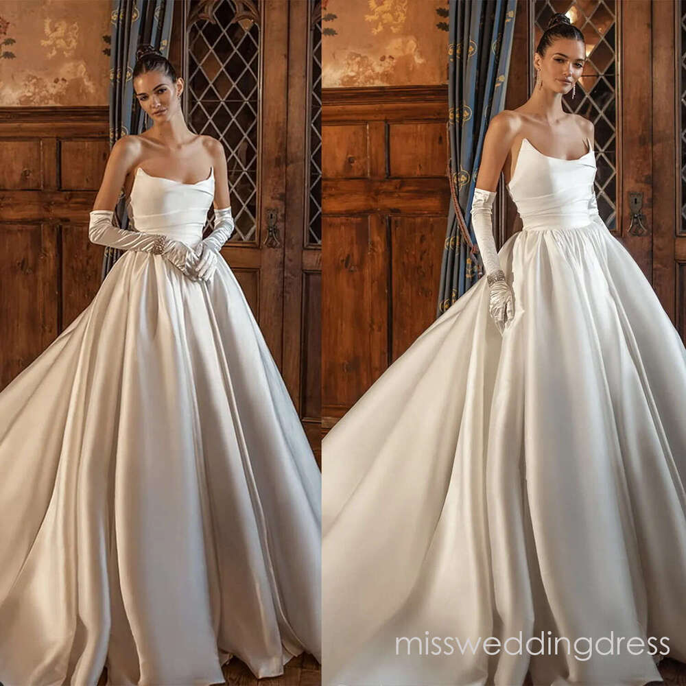 Elegant Princess Wedding Strapless Bridal Gowns Satin Backless Sleeveless A Line Bride Dresses Custom Made