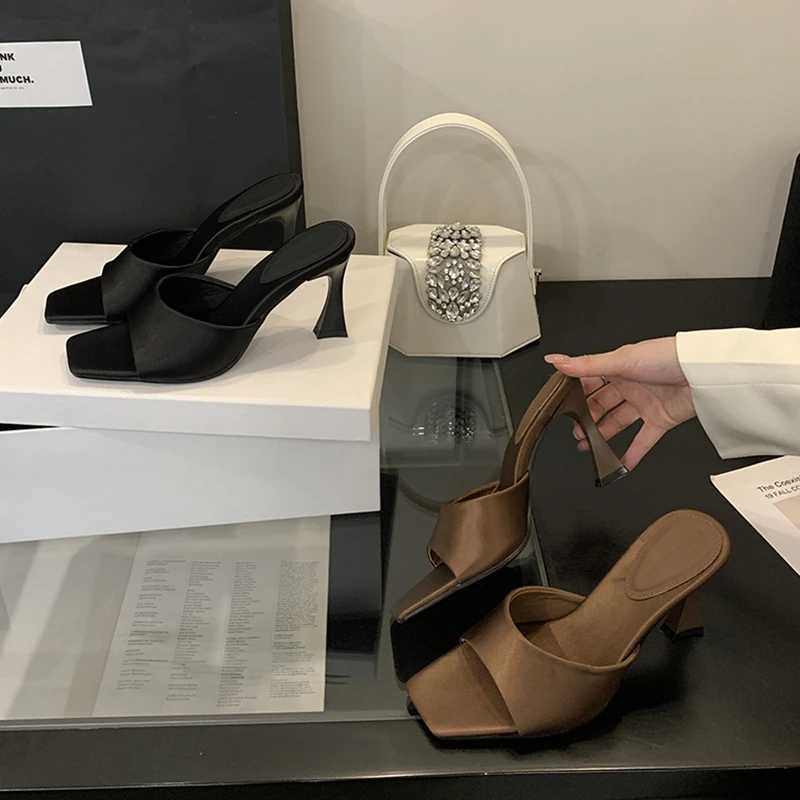 SUOJIALUN 2025 New Summer Women Slipper Fashion Square Toe Slip On Slides Thin High Heel Outdoor Dress Ladies Elegant Pump K260312