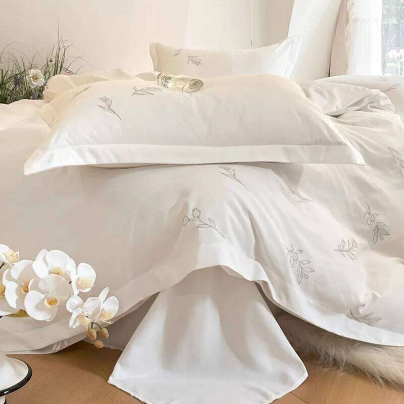 Pure White Minimalist Style Duvet Cover Set, Elegant Wildflower Embroidered Pretty Botanical Quality Fabric 4Pcs Bedding Set H260312