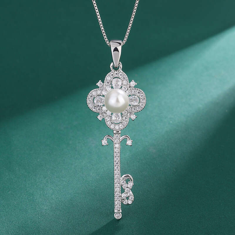 Full Diamond Key Necklace Imitation Natural Pearl Collarbone Chain Pendant