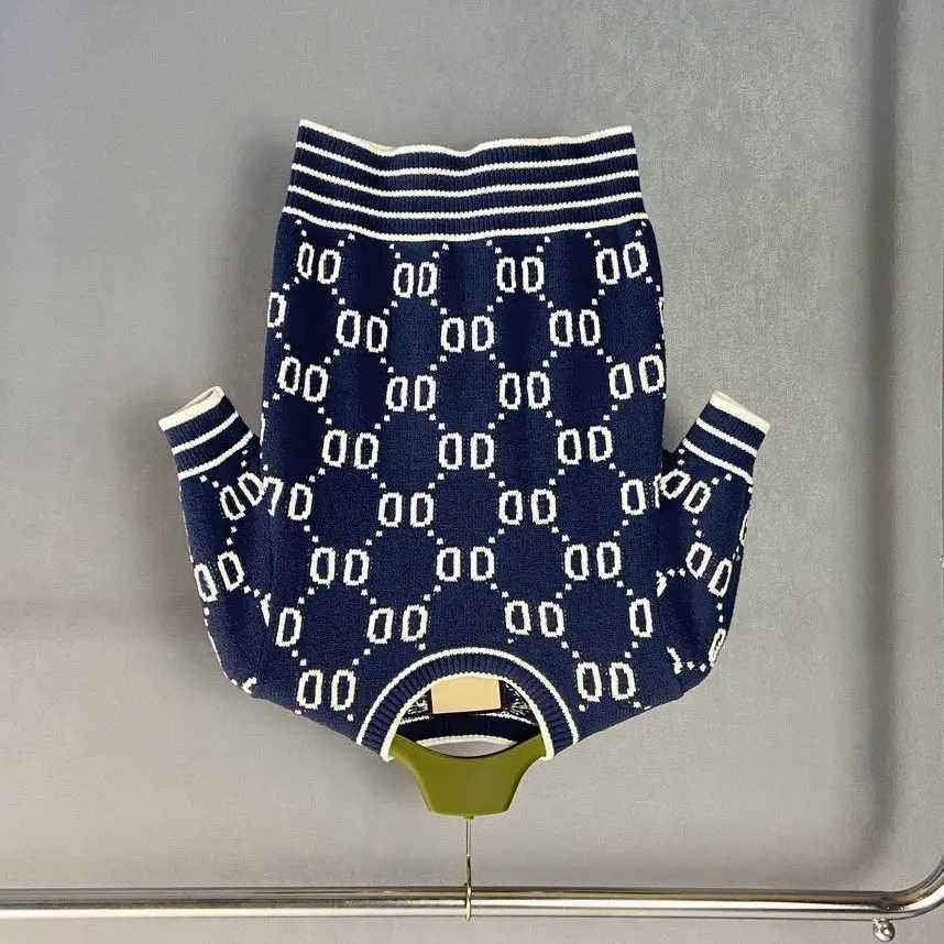 2025 New Womens Fashion Versatile Classic Round Neck Knitted Short Sleeve TopT260312