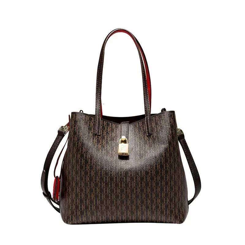 CH Large Capacity Handbag Daily Commuting High-End Versatile PU Material Letter Printed Design Women's Crossbody Bag