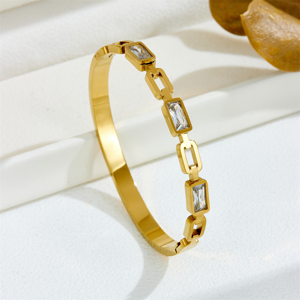 High-quality Fashion Bracelet Bangle Women Titanium Stainless Steel Plated Gold Silver Bracelets Eternal Couples Bracelet Designer Bracelet Bangle Jew