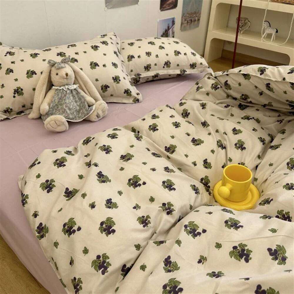 Ins Fresh Countryside Small Floral Wash Cotton Four Pink Girl Heart Quilt Bed Sheet Student Three Piece Set H260312