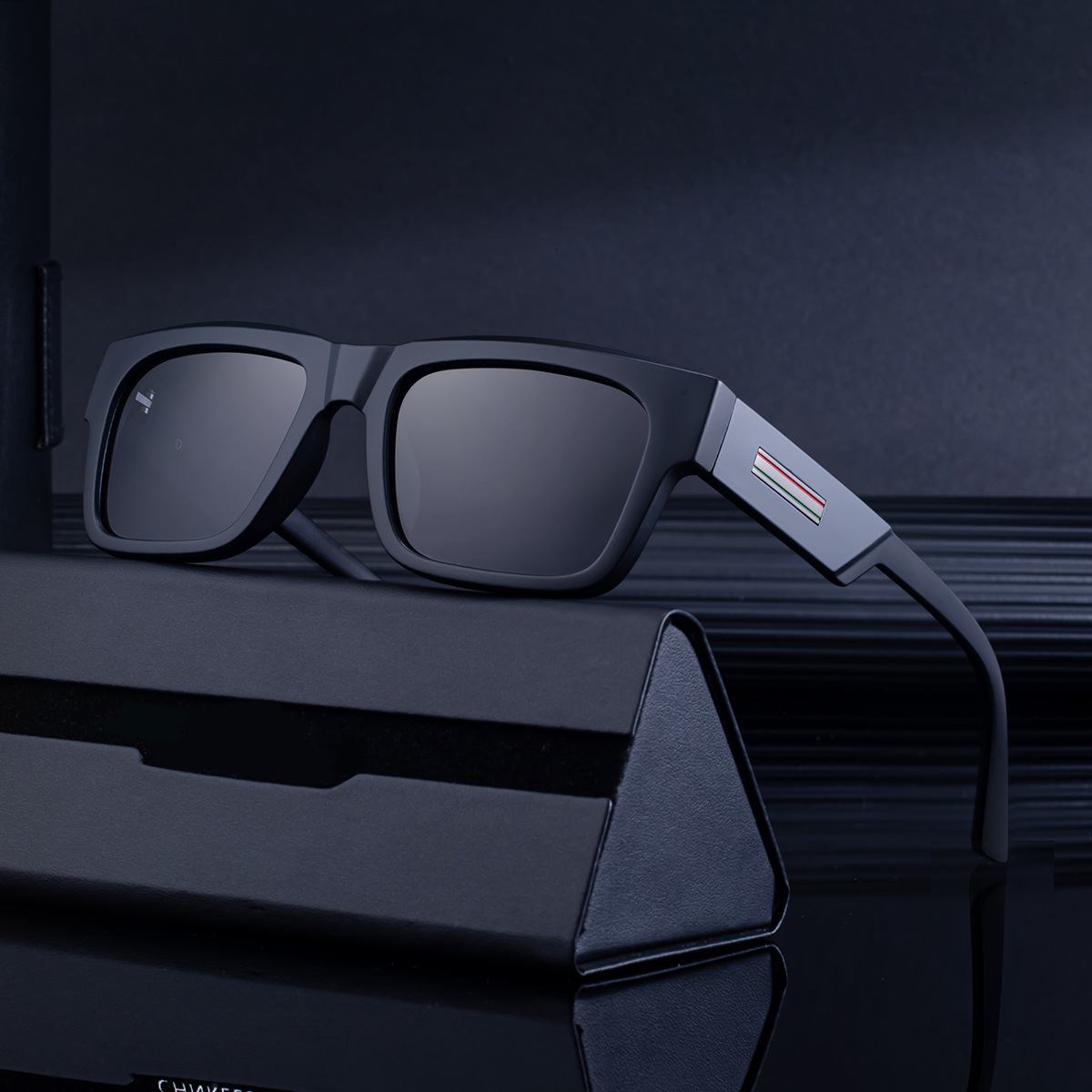 2026 New Fashion Square Frame Polarized Personalized Trendy Versatile Outdoor Sun Protection Sunglasses for Men,