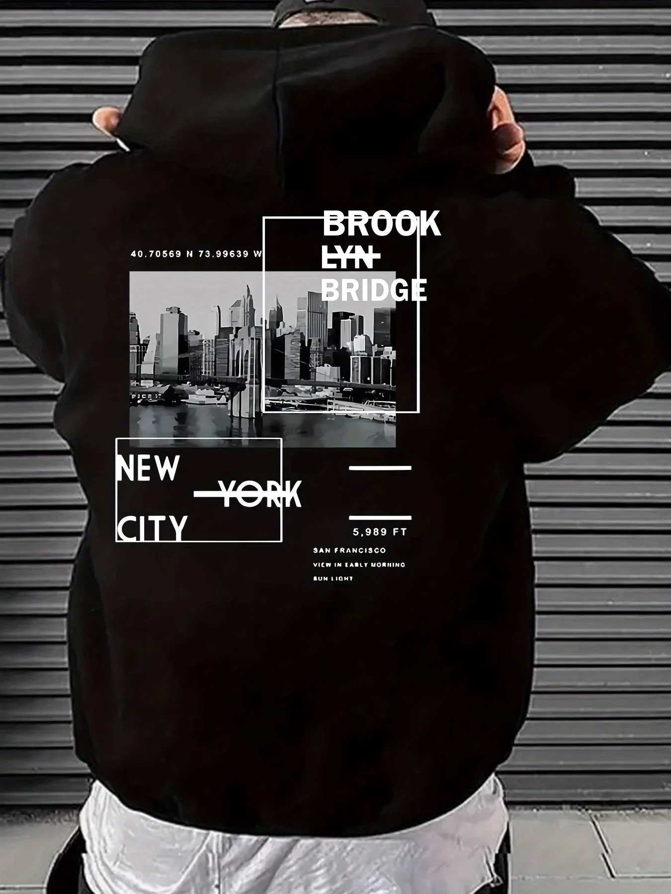 Mens autumn and winter casual fashion loose New York City pattern print long sleeved hooded sweatshirt warm sports pullover M260312