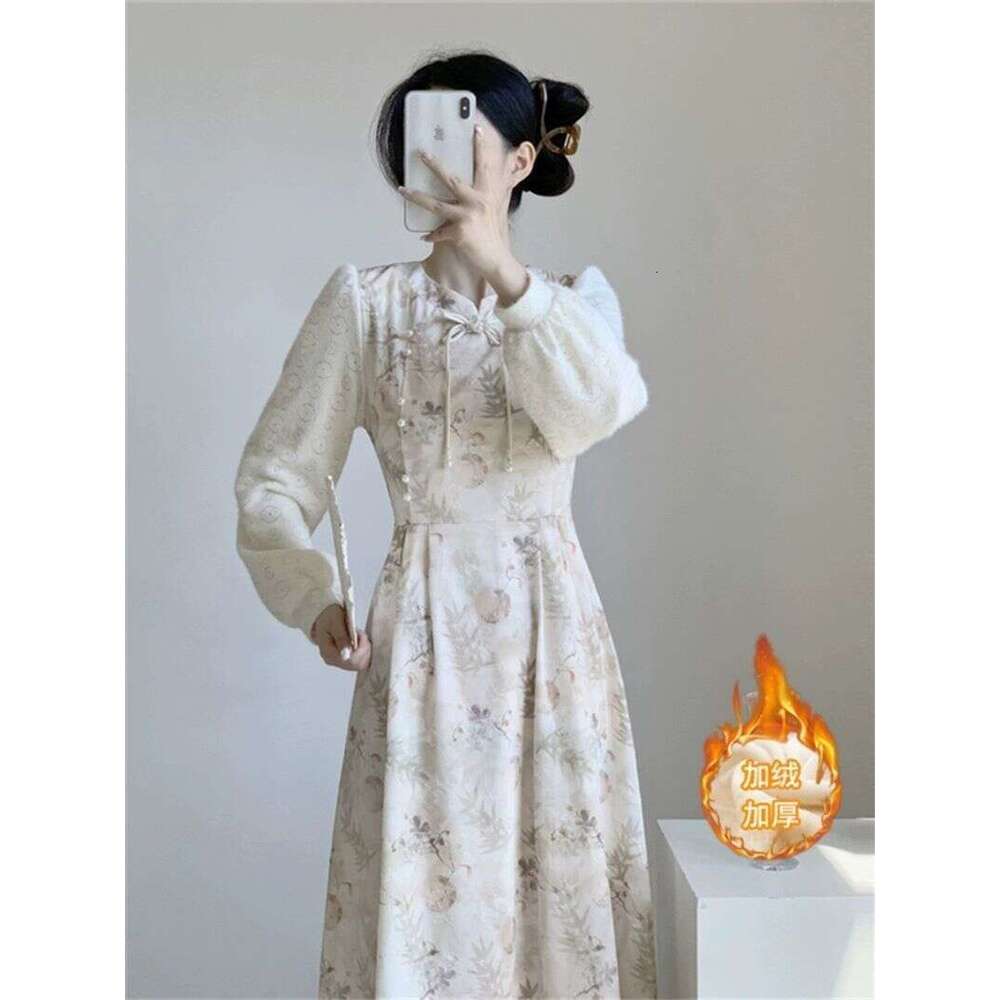 New Chinese-Style Floral Women, Autumn Winter New Model, With Added Fleece And Thickness, Suitable For Layering Under A Coat, Long Cheongsam Dress