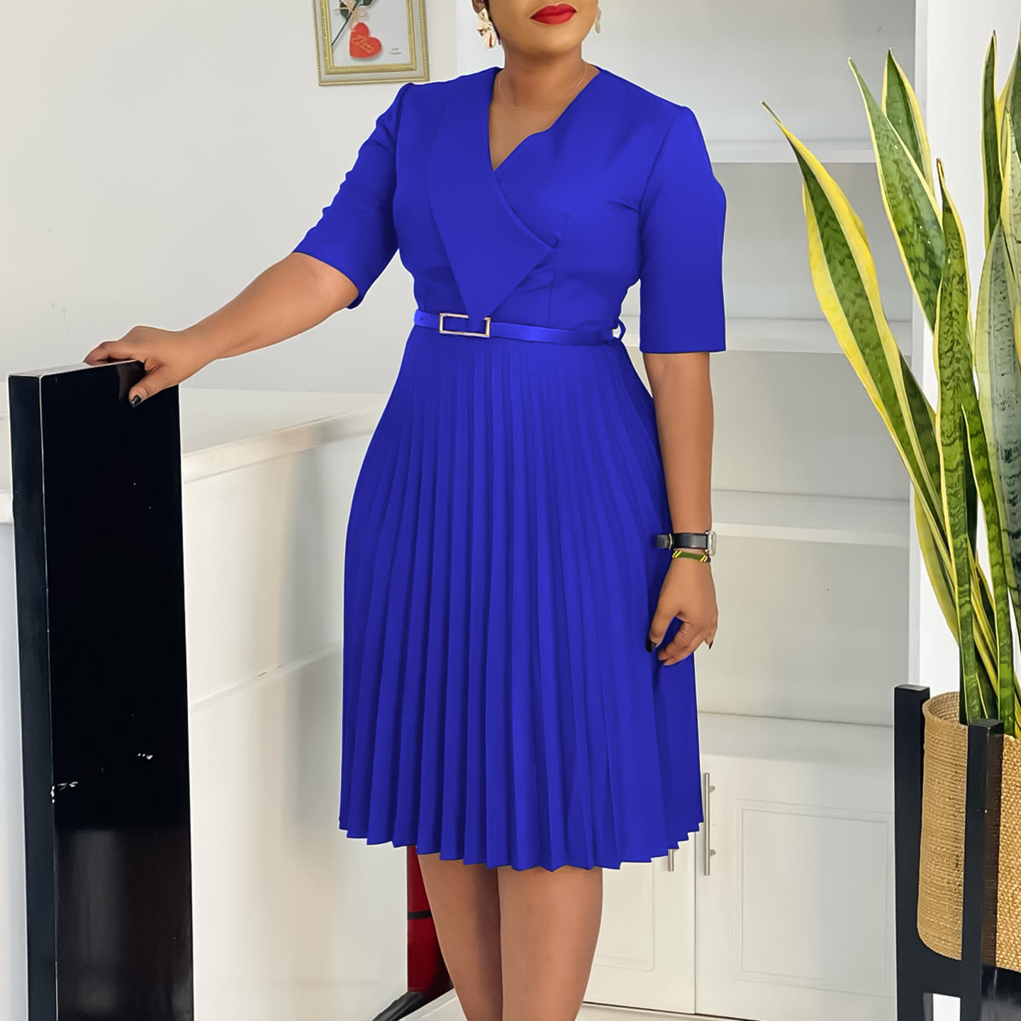 D562 Womens Fashion 2025 Summer New Stylish Elegant V-neck Solid Color Plus Size Pleated Dress