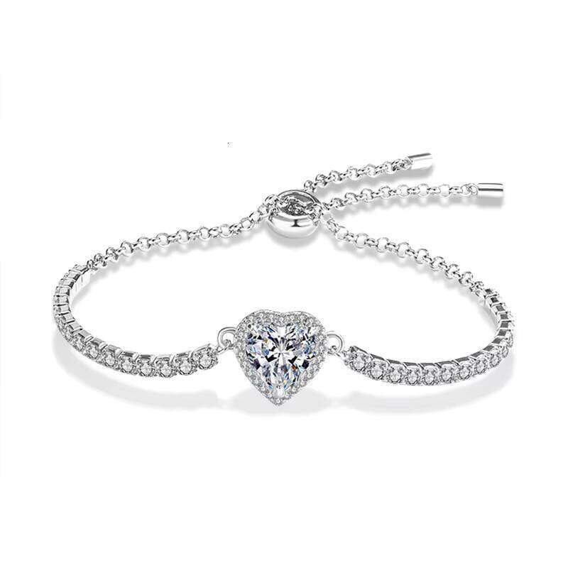 Fashion Charm Adjustable 1CT 2CT Diatoeous Earth Jewelry Cuban Chain Full Heart Bracelet Women's Wedding